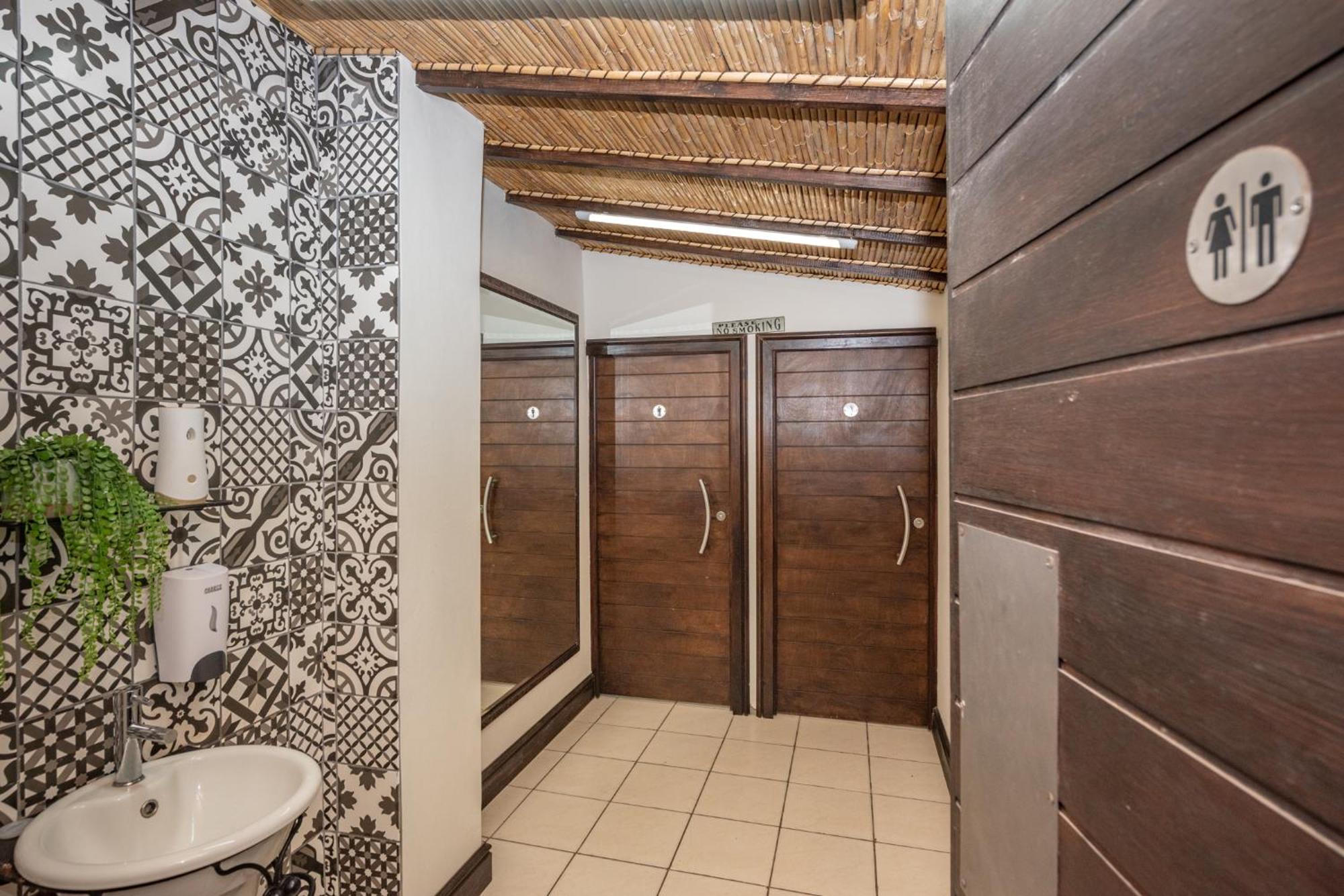 פורט אליזבת' Onse Khaya Lodging And Conferencing מראה חיצוני תמונה